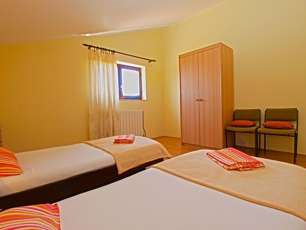 Apartments Milio 1105 Fažana Buitenkant foto