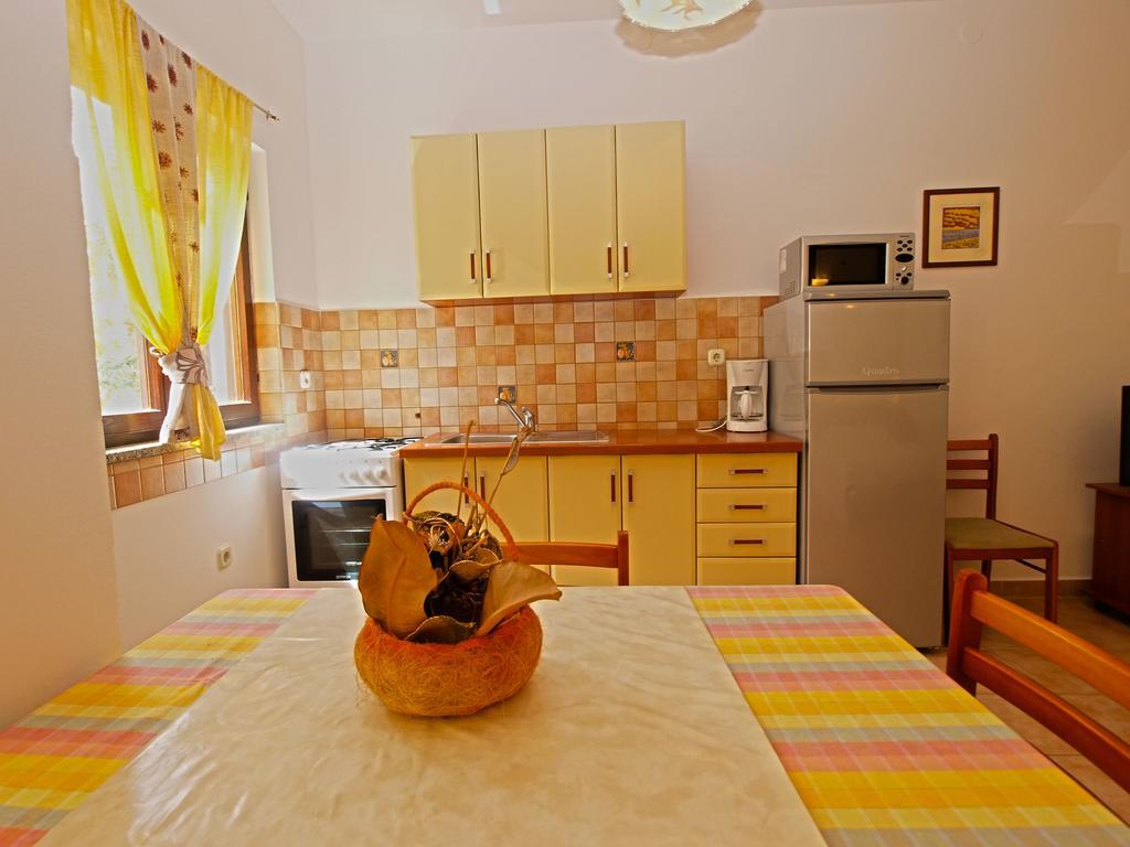 Apartments Milio 1105 Fažana Buitenkant foto