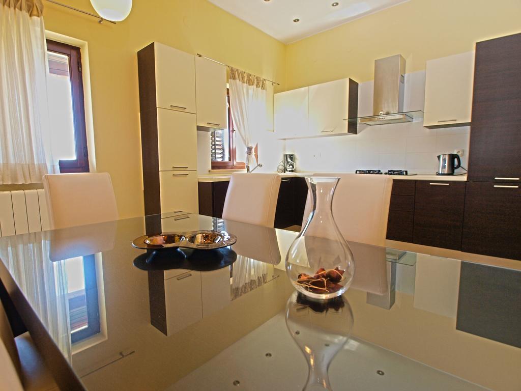 Apartments Milio 1105 Fažana Buitenkant foto
