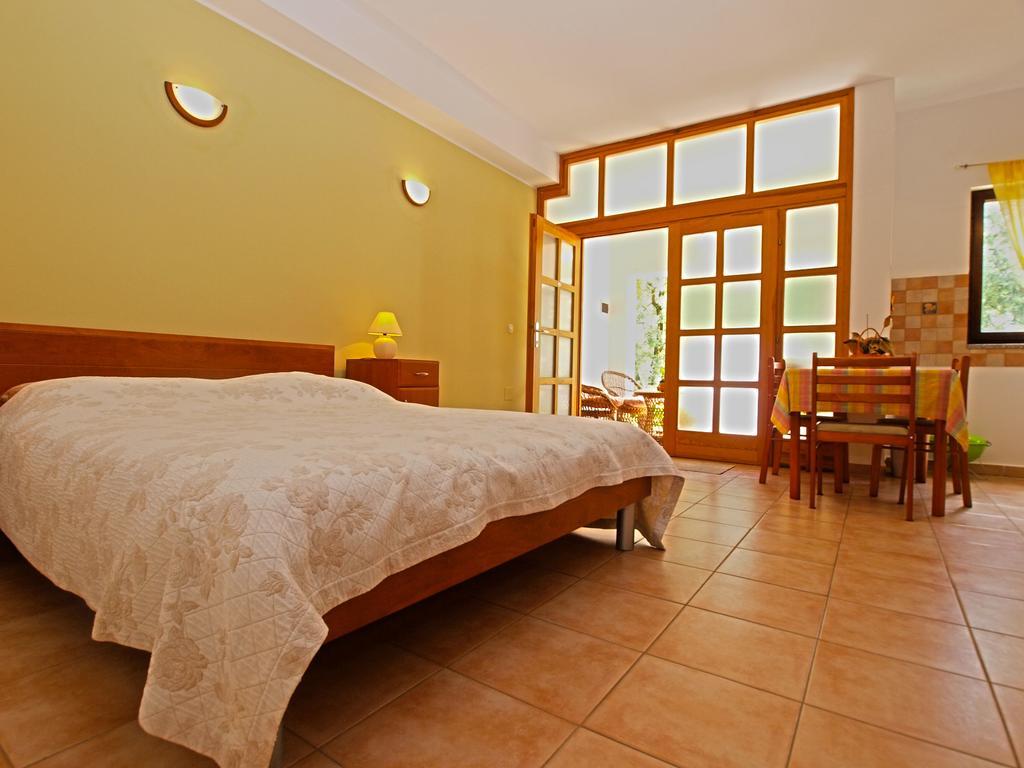 Apartments Milio 1105 Fažana Buitenkant foto