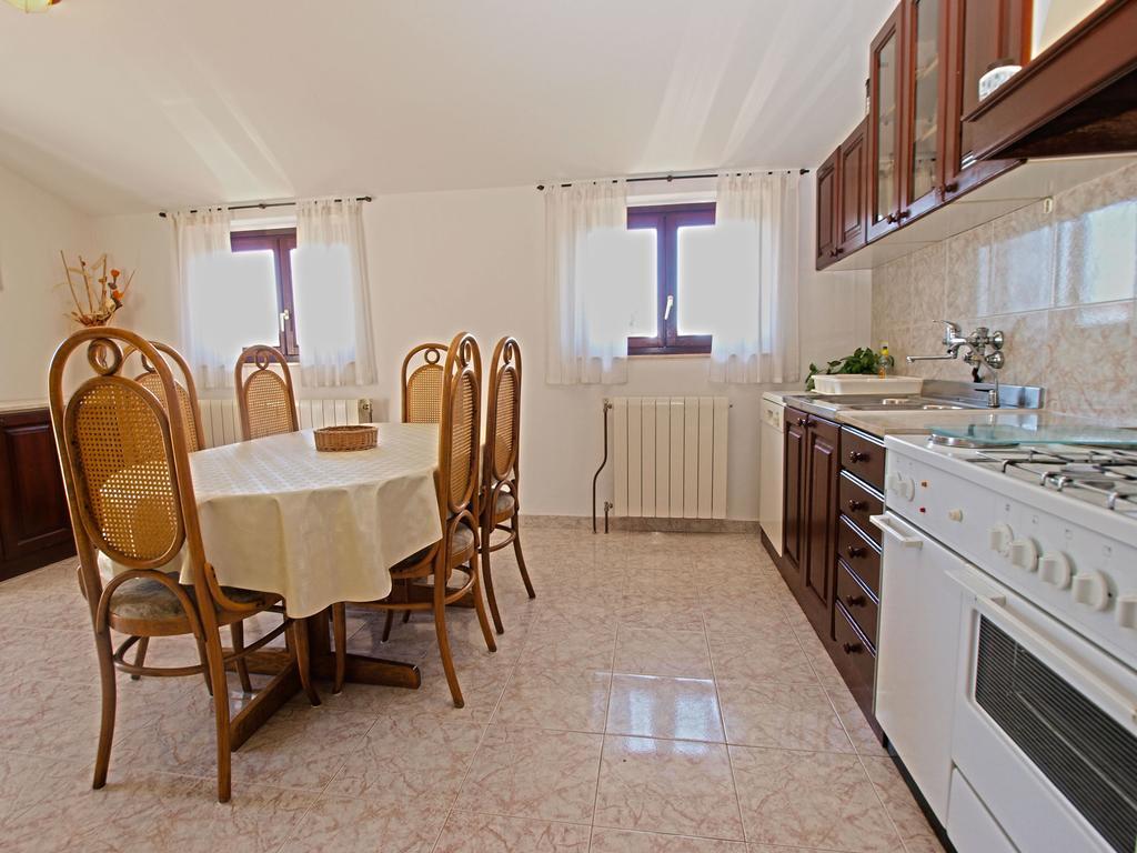 Apartments Milio 1105 Fažana Buitenkant foto