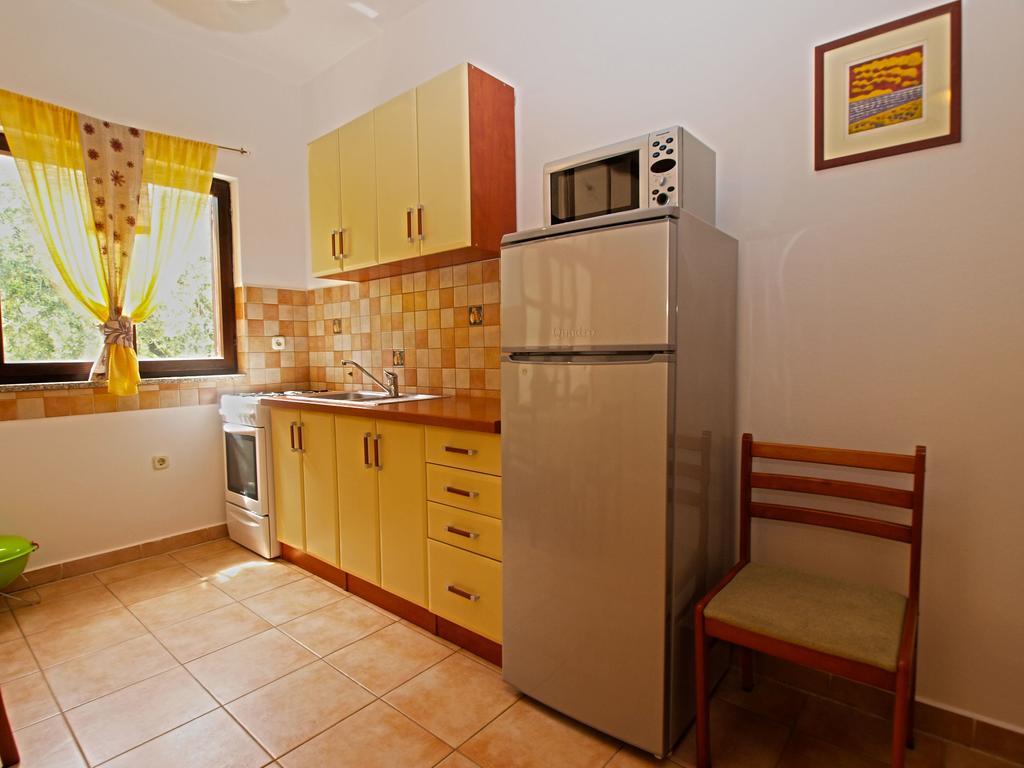 Apartments Milio 1105 Fažana Buitenkant foto